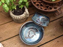Load image into Gallery viewer, D139C Dog Dish Companions